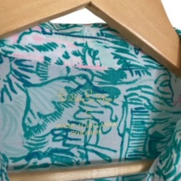 Lilly Pulitzer Sea View Button Down In Agate Green Colorful Camelflage Small - Picture 2 of 5